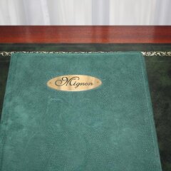 Hotel Mignon Карловы Вары сейф в номере