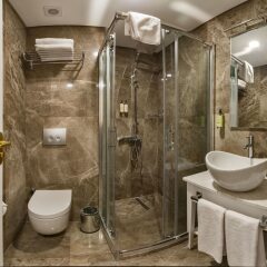 Ada Karakoy Hotel - Special Class Турция, Стамбул - 4 отзыва об отеле, цены и фото номеров - забронировать отель Ada Karakoy Hotel - Special Class онлайн ванная