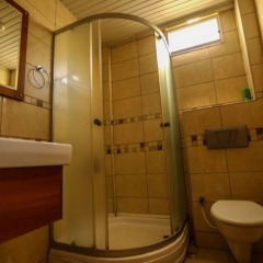 Kizkalesi Sari Konak Apart Otel Турция, Силифке - отзывы, цены и фото номеров - забронировать отель Kizkalesi Sari Konak Apart Otel онлайн ванная фото 2
