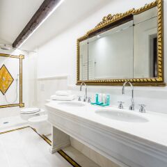 Отель Nani Mocenigo Palace Италия, Венеция - отзывы, цены и фото номеров - забронировать отель Nani Mocenigo Palace онлайн ванная