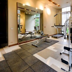 Отель Impiana Private Villas Kata Noi фитнесс-зал