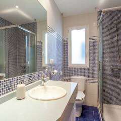 Отель Valencia Flat Rental - Ruzafa 3 ванная