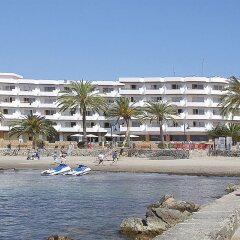 Отель Apartamentos Mar y Playa пляж