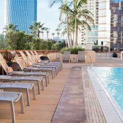 Отель InterContinental Los Angeles Century City at Beverly Hills США, Лос-Анджелес - отзывы, цены и фото номеров - забронировать отель InterContinental Los Angeles Century City at Beverly Hills онлайн бассейн фото 3
