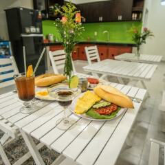 Отель D Central Homestay Hoi An питание