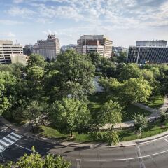 The Dupont Circle Hotel парковка