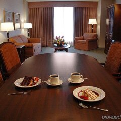 Park Plaza Hotel Блумингтон в номере фото 2
