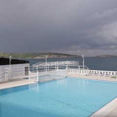 Отель Gillieru Harbour Сан-Пауль-иль-Бахар бассейн фото 2