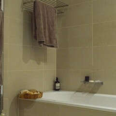 Отель 1 Bedroom Flat in Hammersmith With Garden Великобритания, Лондон - отзывы, цены и фото номеров - забронировать отель 1 Bedroom Flat in Hammersmith With Garden онлайн ванная фото 2