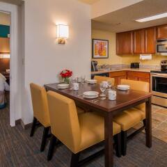 Отель Residence Inn Arlington Rosslyn в номере фото 2