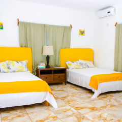 Отель Villa Juanita детские мероприятия