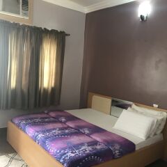 Отель Meadway Luxury Hotels Нигерия, Энугу - отзывы, цены и фото номеров - забронировать отель Meadway Luxury Hotels онлайн комната для гостей фото 3