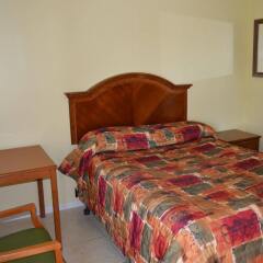 Отель Siesta Inn Motel Sarasota комната для гостей фото 2