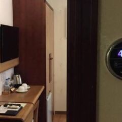 Elios Hotel сейф в номере