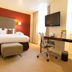 Отель DoubleTree by Hilton London – West End удобства в номере