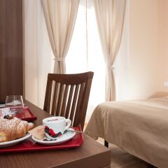Отель Trinity Guest House Италия, Рим - отзывы, цены и фото номеров - забронировать отель Trinity Guest House онлайн в номере