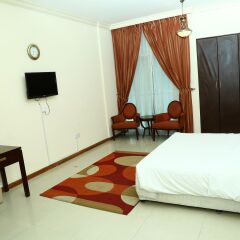 Golden Square Hotel Apartments комната для гостей