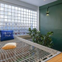 Simple to Sleep Hostel Бангкок сауна