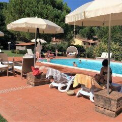 Отель Agriturismo Podere Bucine Basso Италия, Лари - отзывы, цены и фото номеров - забронировать отель Agriturismo Podere Bucine Basso онлайн бассейн