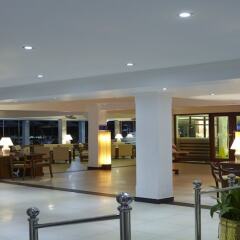 Coral Sands Hotel Хиккадува интерьер отеля