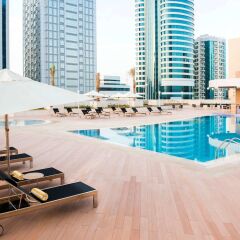 Отель Novotel Fujairah бассейн фото 2