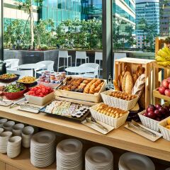 Отель YOTEL Singapore Orchard Road Сингапур питание фото 2