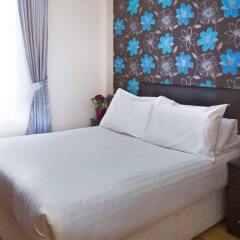 Ashley Hotel комната для гостей