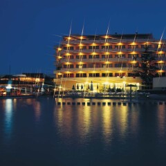Отель Parkhotel Continental вид на фасад фото 5