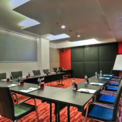Отель Galleria 10 Sukhumvit Bangkok By Compass Hospitality Бангкок помещение для мероприятий