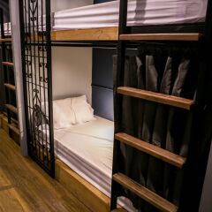 Silom Space Hostel Бангкок комната для гостей фото 3