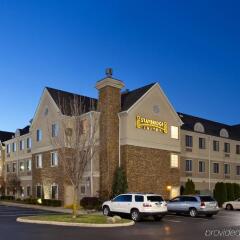 Отель Staybridge Suites Columbus-Airport парковка