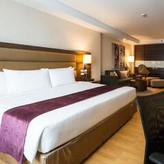 Отель Legacy Suites Sukhumvit by Compass Hospitality Таиланд, Бангкок - 2 отзыва об отеле, цены и фото номеров - забронировать отель Legacy Suites Sukhumvit by Compass Hospitality онлайн комната для гостей фото 2