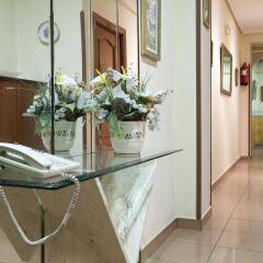 Отель Hostal María Luisa интерьер отеля