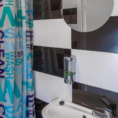 Отель Metro Centrum Guest Rooms ванная фото 2