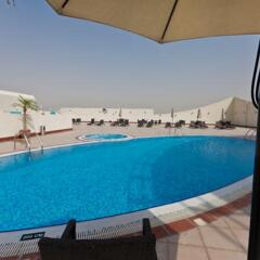 Cassells Al Barsha Hotel by IGH бассейн