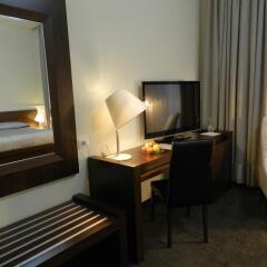 Отель Boutique Hotel Kotoni Албания, Тирана - отзывы, цены и фото номеров - забронировать отель Boutique Hotel Kotoni онлайн удобства в номере