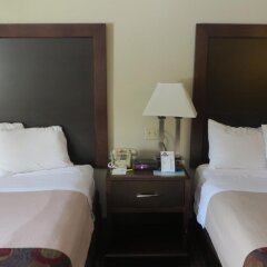 Отель Days Inn Bloomington West Блумингтон комната для гостей фото 5
