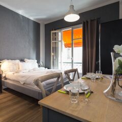 Отель Azur City Home в номере