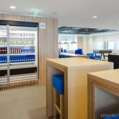 Отель Holiday Inn Express Rotterdam - Central Station Роттердам питание фото 2
