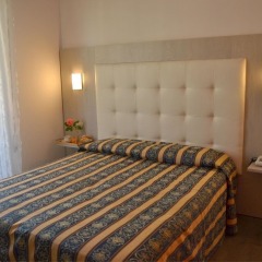 Hotel Vergilius Риччоне комната для гостей фото 6