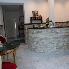 Отель Hôtel Armenonville интерьер отеля