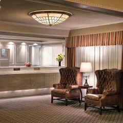 Отель Royal Scot Hotel & Suites Канада, Виктория - отзывы, цены и фото номеров - забронировать отель Royal Scot Hotel & Suites онлайн интерьер отеля фото 2