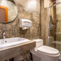 Kaen Hostel Паттайя ванная фото 2