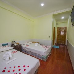 Hotel Myat Nan Taw Win in Mandalay, Myanmar from 147$, photos, reviews - zenhotels.com guestroom