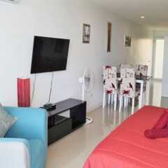Отель Coconut Bay Club Suite 203 Таиланд, Ланта - отзывы, цены и фото номеров - забронировать отель Coconut Bay Club Suite 203 онлайн комната для гостей фото 4