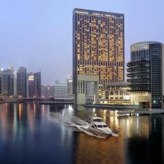 Отель The Address Dubai Marina Дубай приотельная территория
