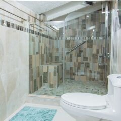 Отель Comlin Bank 13 by Pro Homes Jamaica Ямайка, Кингстон - отзывы, цены и фото номеров - забронировать отель Comlin Bank 13 by Pro Homes Jamaica онлайн ванная