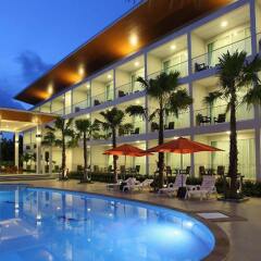Отель Clear House Resort бассейн фото 3