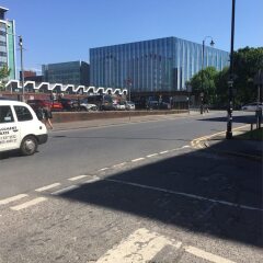 Отель Modern, Spacious 1BR Central Manchester Flat for 4