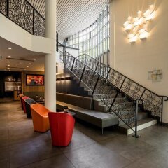 Отель Kyriad Paris Bercy Village Франция, Париж - 6 отзывов об отеле, цены и фото номеров - забронировать отель Kyriad Paris Bercy Village онлайн интерьер отеля